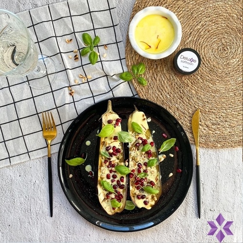 Gegrilde aubergine met saffraanyoghurt